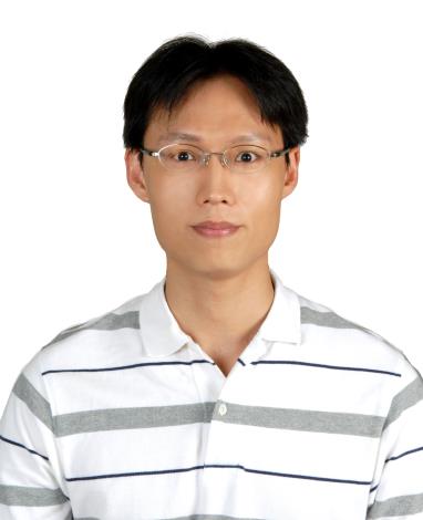 莊榮芳 CHUANG Jung-Fang