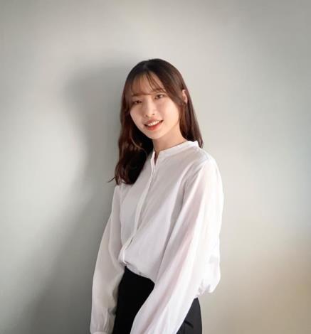 黃明萱 HUANG Ming-Hsuan