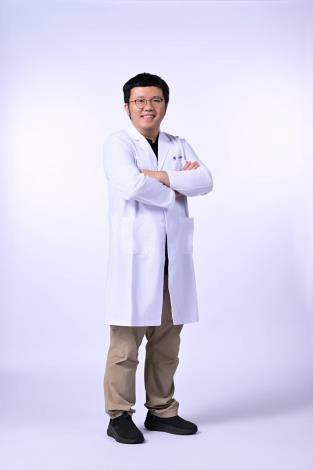 楊力 YANG Li-Heng