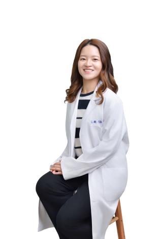 李佳璇 LI Jia-Xuan